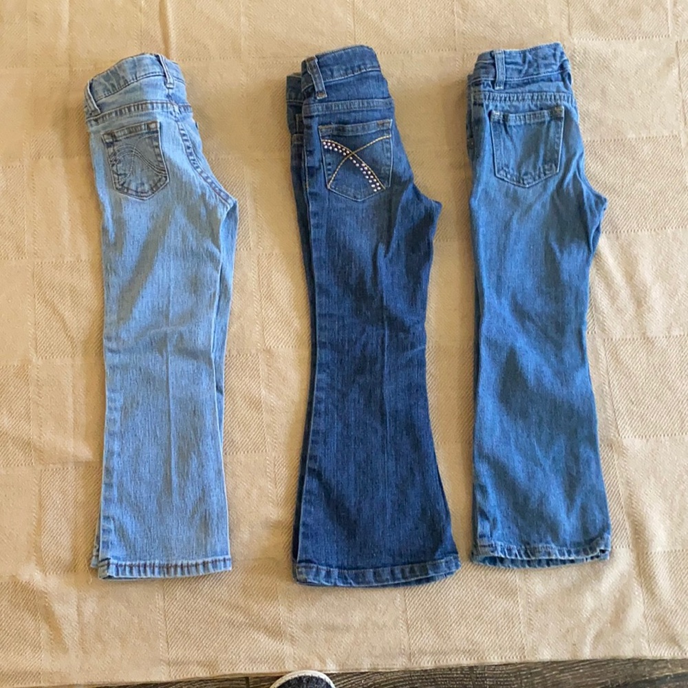 3 pair of girls size 4 jeans.